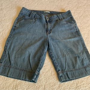 Lee faded denim shorts, 100% cotton.